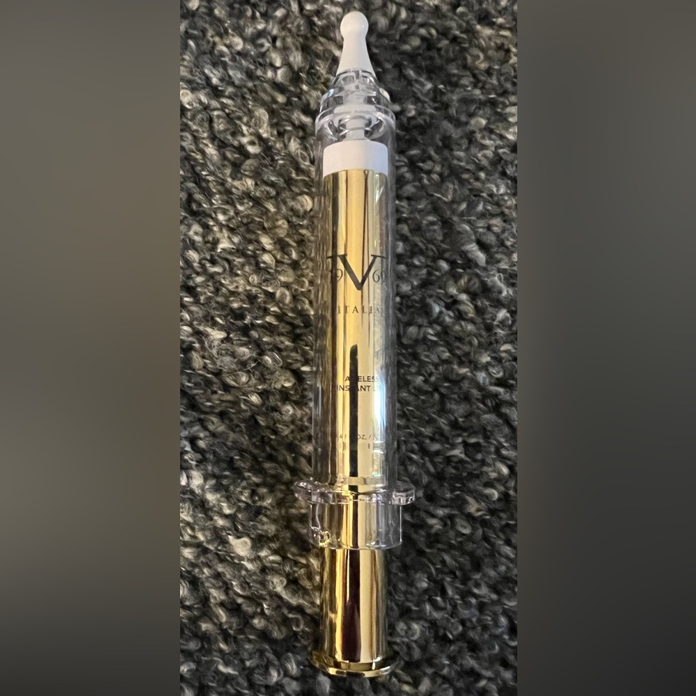 ⭐️NEW⭐️Versace 19V69 Italia Ageless Instant Lift Serum~ 0.4oz. Full Size - Picture 3 of 4